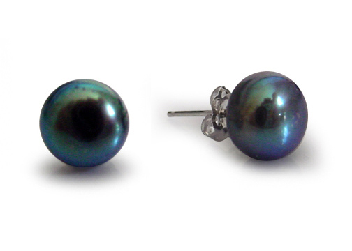 paire de boucles d'oreille de perles de culture d'eau douce noires