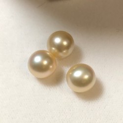 3 Perles de culture d'Australie Champagne qualité AAA diamètre 9,8-10 mm