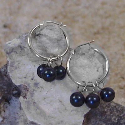 Boucles d'Oreilles créoles en or gris 14k perles d'eau Douce noires 8,5-9 mm AAA